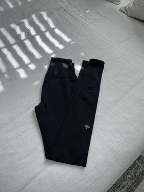 ALO Yoga Black High-Rise Leggings